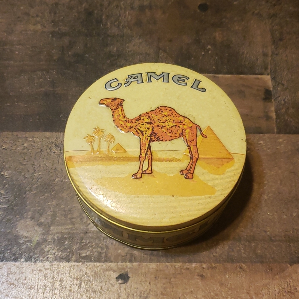 Camel Cigarette Cantainer